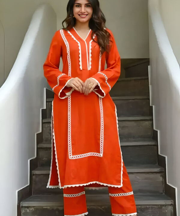 Trendy Lace Kurta Set for Women's Heavy Rayon
