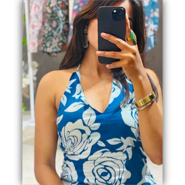Blue rose backless Short kurti - Image 2