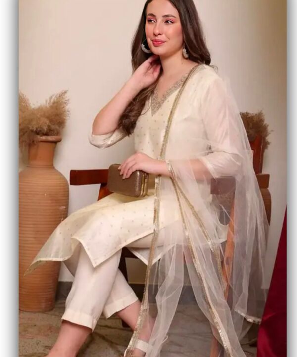 Adorable chandheri silk embroiderd kurti set with net duppatta