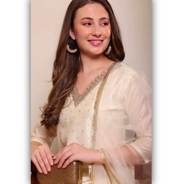 Adorable chandheri silk embroiderd kurti set with net duppatta - Image 4