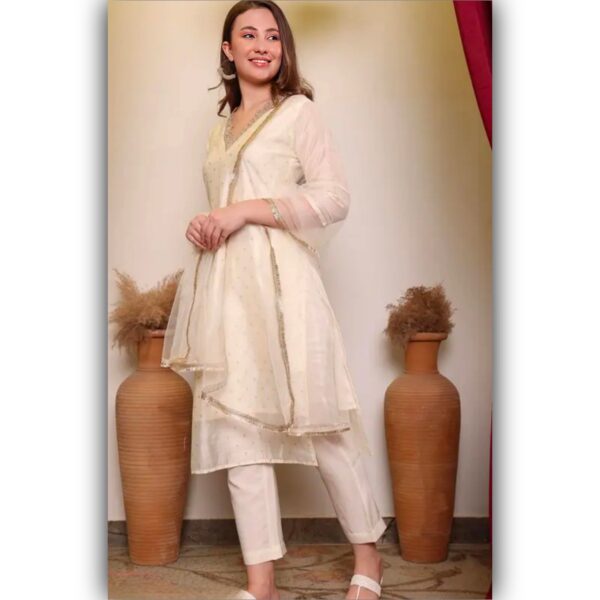 Adorable chandheri silk embroiderd kurti set with net duppatta - Image 3