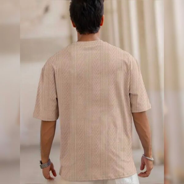Men Solid Casual Textured Skin T-Shirt - Image 3